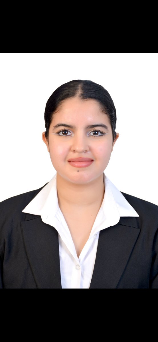 DOUNIA L.